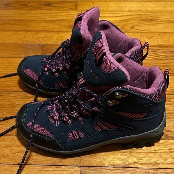 BearPaw Women's Purple and Black Lace-Up Hiking Boots (NWOT) - Picture 2 of 7